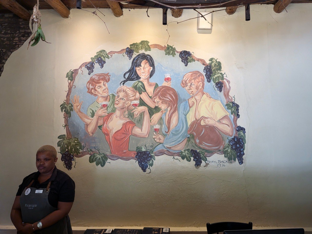 Murale del Vino a Fairview